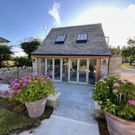 Вилла Idyllic Secluded Hideaway With Countryside Views On The Edge Of The Cotswolds Хейли Экстерьер фото
