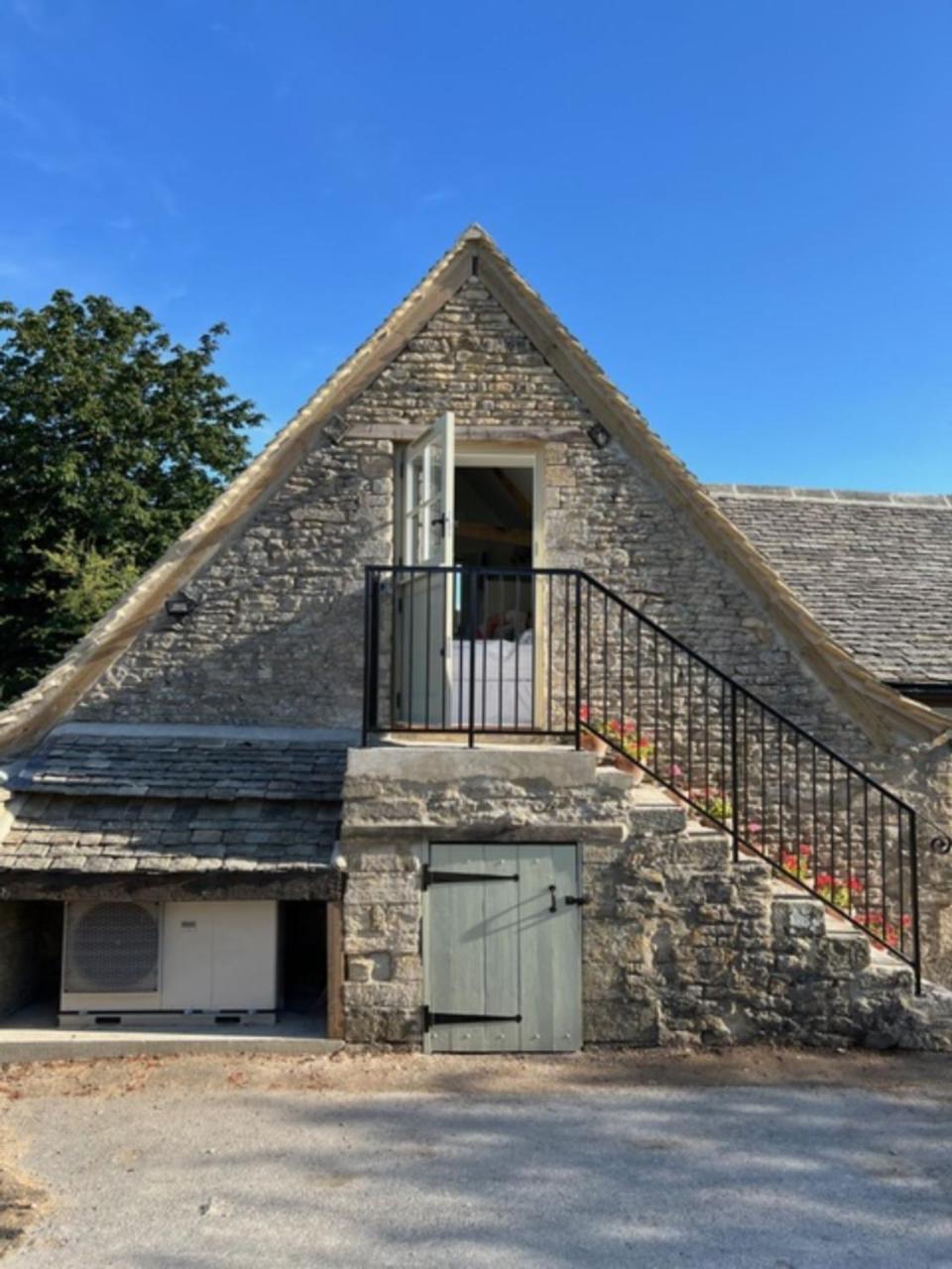Вилла Idyllic Secluded Hideaway With Countryside Views On The Edge Of The Cotswolds Хейли Экстерьер фото