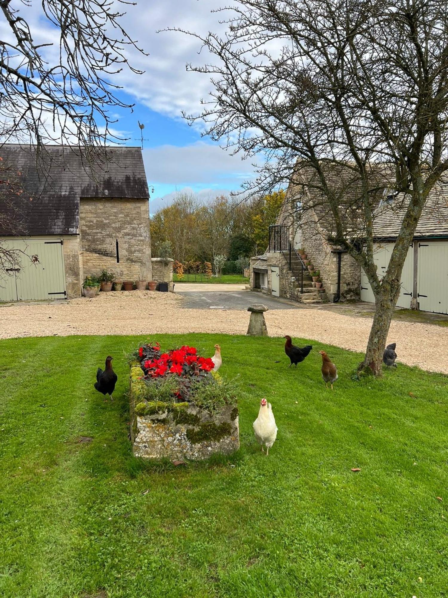 Вилла Idyllic Secluded Hideaway With Countryside Views On The Edge Of The Cotswolds Хейли Экстерьер фото